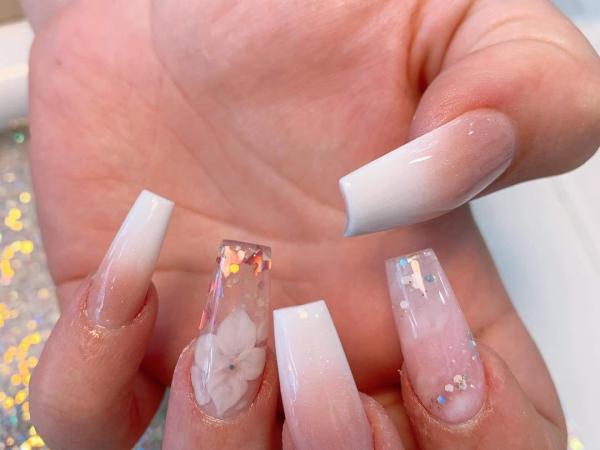 Highworth Nails
