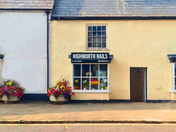 Highworth Nails gallery