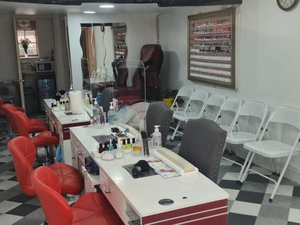 Highworth Nails